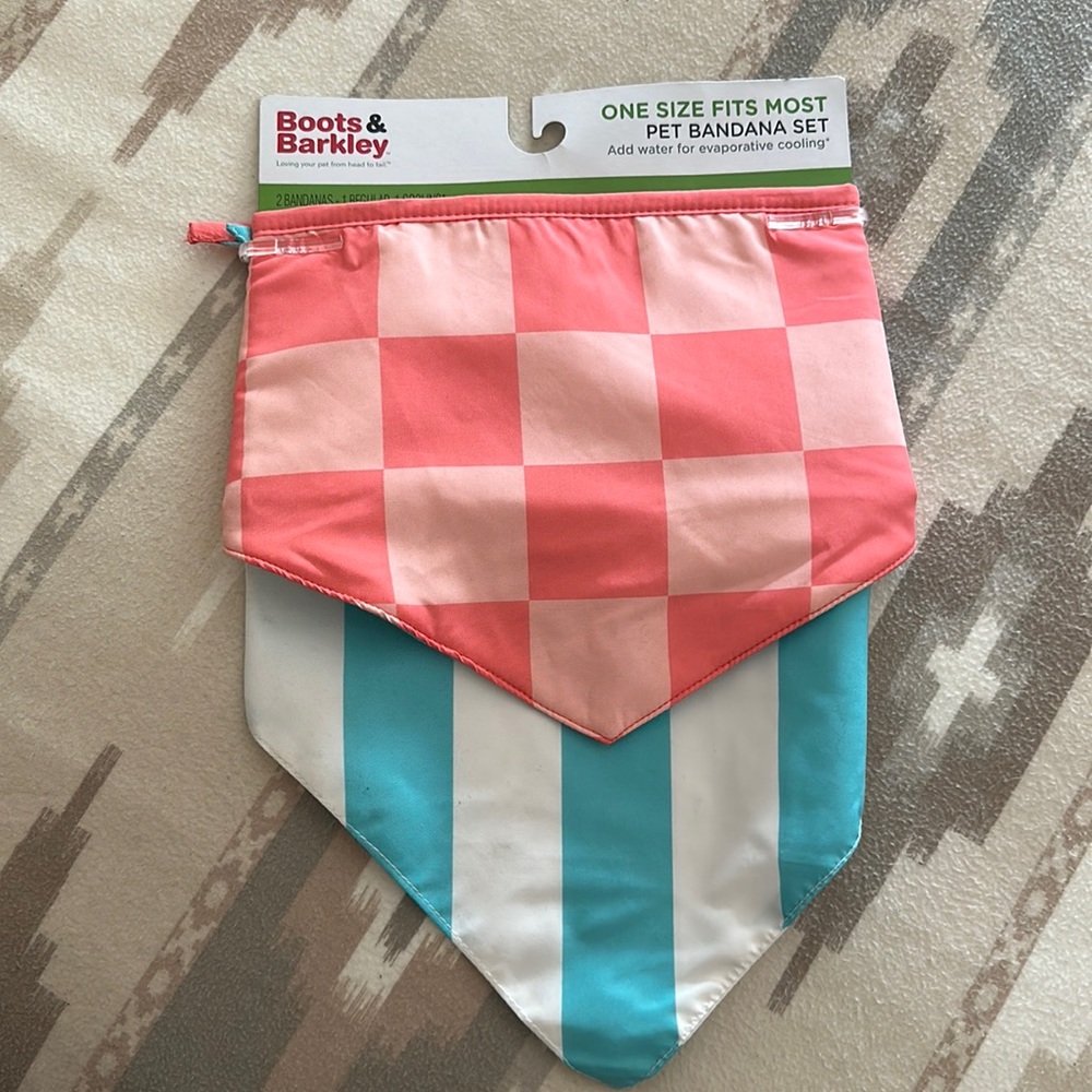 Boots & Barkley Pet Bandana Set